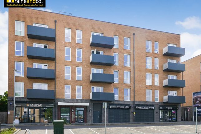 Hilltop Way, Hatfield 2 bed apartment for sale