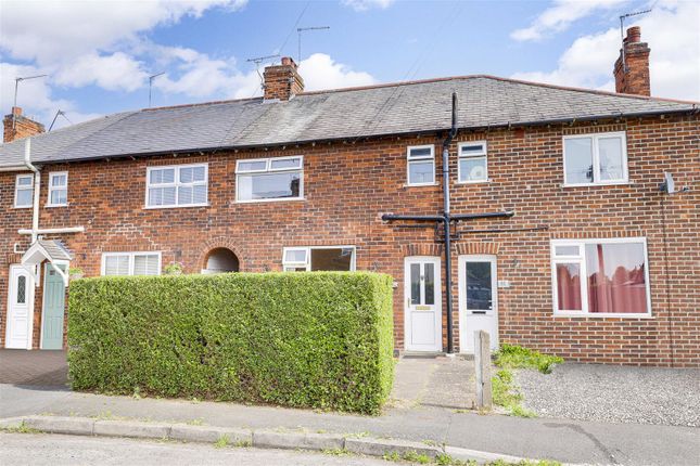 Doncaster Grove, Long Eaton NG10 3 bed terraced house for sale
