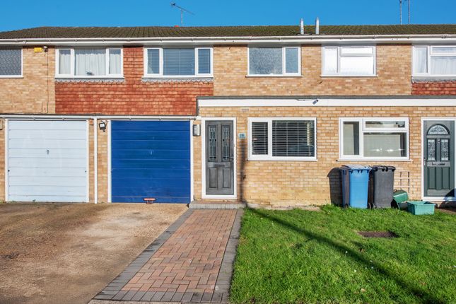 Cedar Avenue, Camberley GU17 3 bed terraced house for sale
