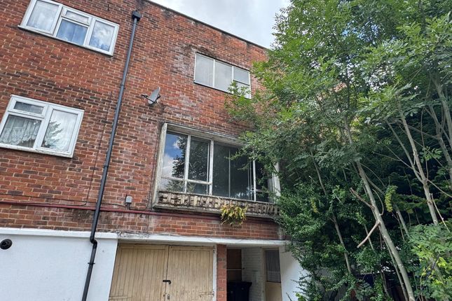 4 bedroom town house for sale