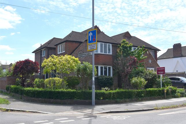 Motspur Park, New Malden, KT3 4 bed link detached house for sale