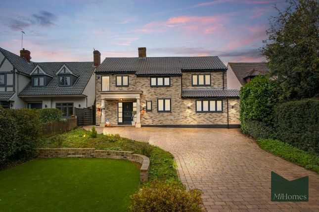 Tolmers Road, Cuffley 4 bed detached house for sale