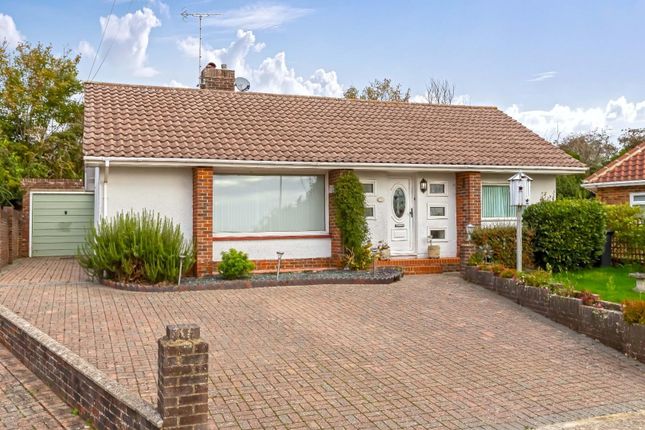 Church Close, Lancing 2 bed detached bungalow for sale