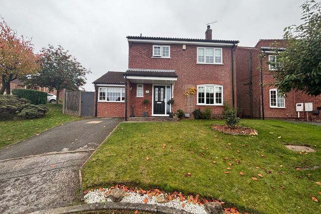 4 bed detached house