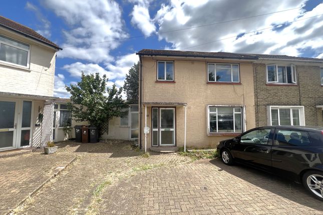 Listowel Road, Dagenham, Essex, RM10 3 bed semi