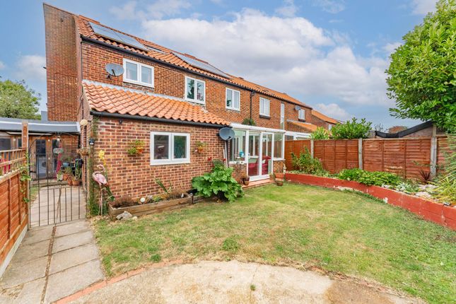 Muriel Kenny Court, Hethersett 2 bed terraced house for sale