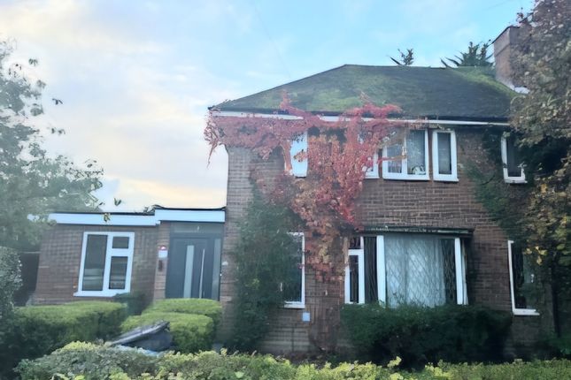 Goodrich Close, Watford... 5 bed semi