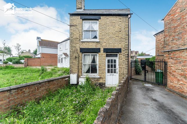 2 bedroom detached house for sale