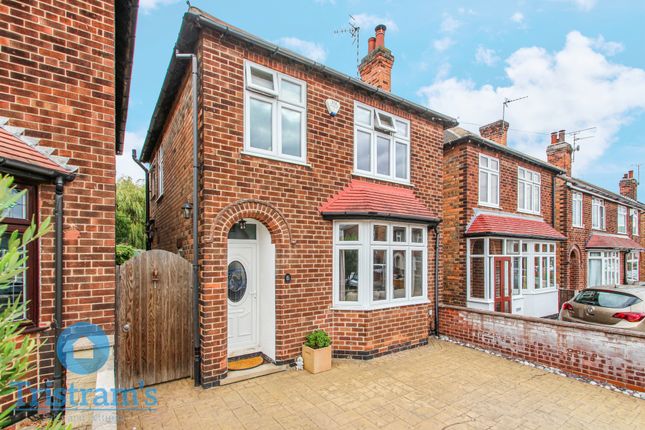 3 bed detached house