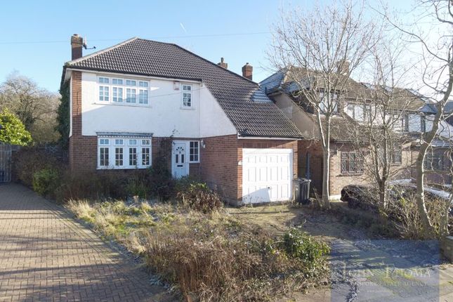 Fairview Close, Chigwell IG7 3 bed detached house for sale