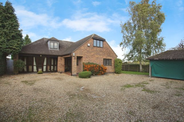 4 bed detached house