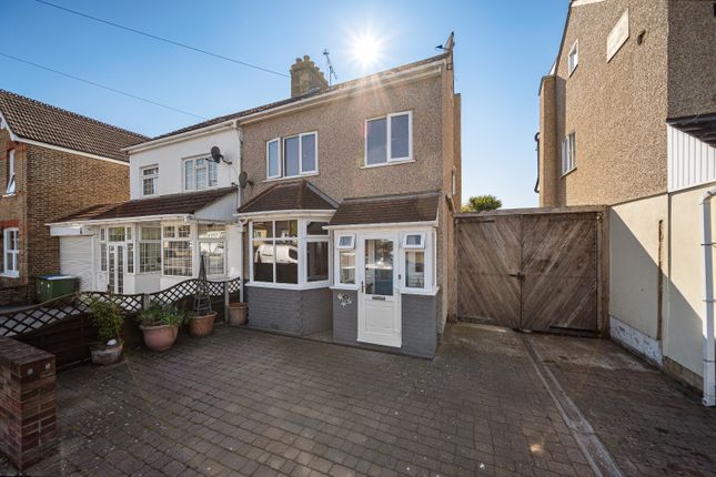 2 bedroom semi-detached house for sale