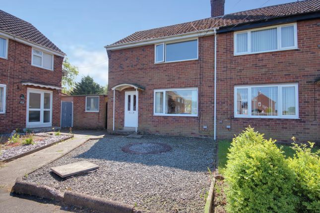 2 bedroom semi-detached house for sale