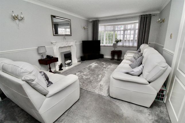 Chester Road, Birmingham B36 4 bed detached house for sale