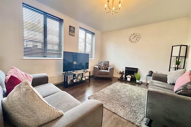 Southcroft Road, London 3 bed maisonette for sale