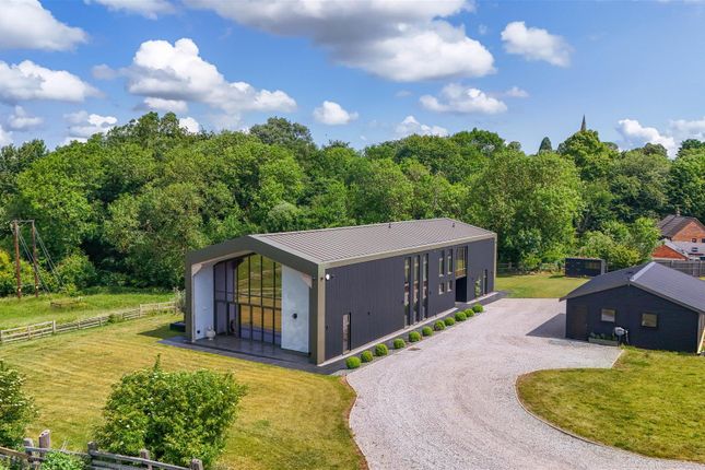 Frog Hall, Brixworth, Northampton 5 bed barn conversion for sale