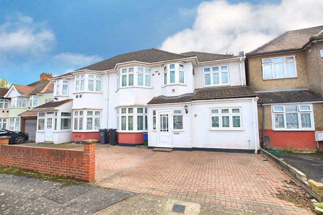 5 bedroom semi-detached house for sale