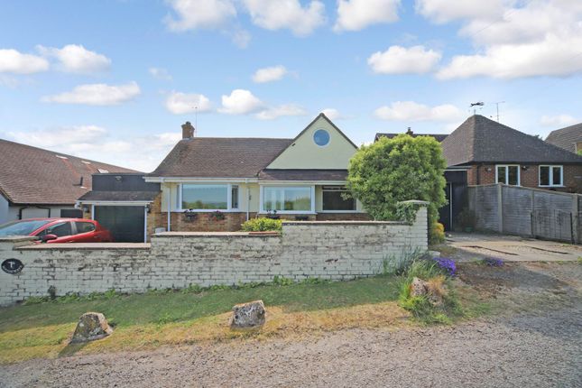 The Baulk, Cheddington 3 bed detached bungalow for sale