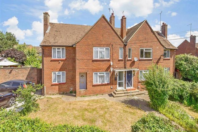 2 bed maisonette