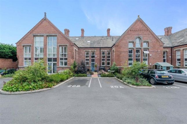 Ashley Green, Wortley, Leeds, LS12 2 bed apartment for sale