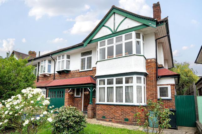 4 bedroom semi-detached house for sale