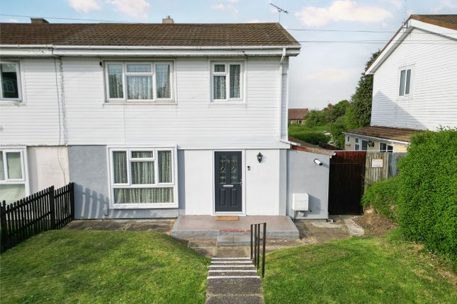 Bourne Road, Gravesend, DA12 3 bed semi