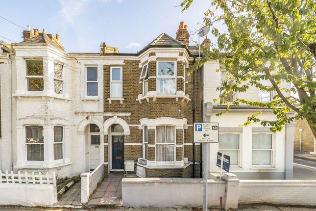 College Road, London NW10 2 bed flat for sale