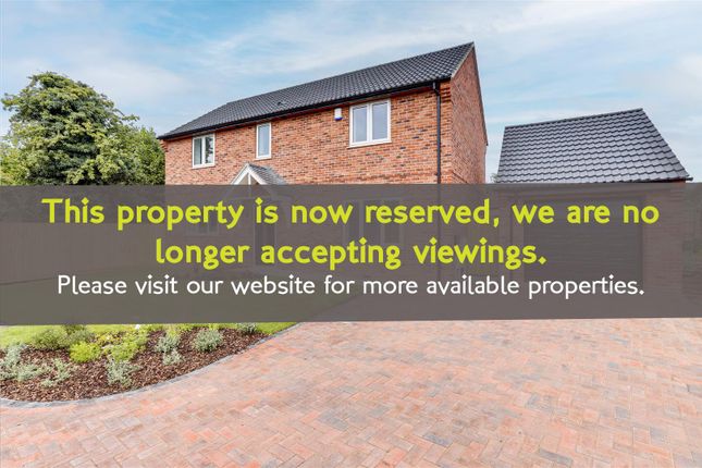 Meadowcroft Gardens, Nottingham NG15 4 bed detached house for sale