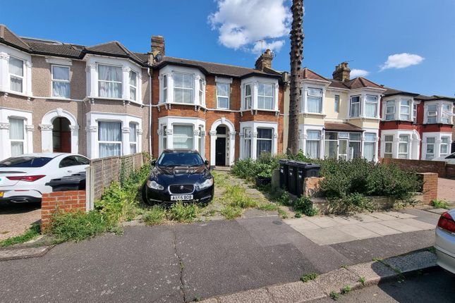 Elgin Road, Ilford 2 bed flat for sale