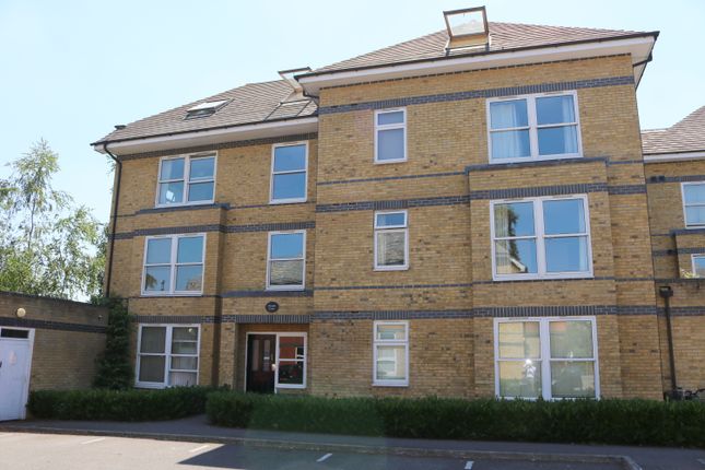 2 bedroom ground floor flat for sale