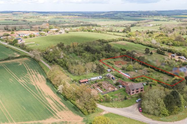 Main Road, Hagworthingham, Spilsby 5 bed property with land for sale