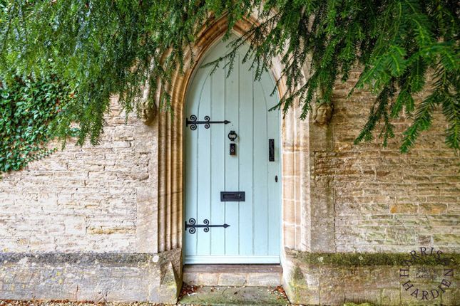 2 bedroom detached house for sale
