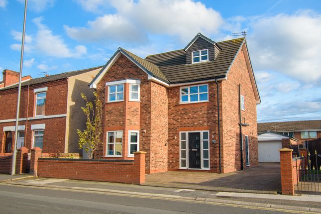 Haydock, St. Helens WA11 4 bed detached house for sale