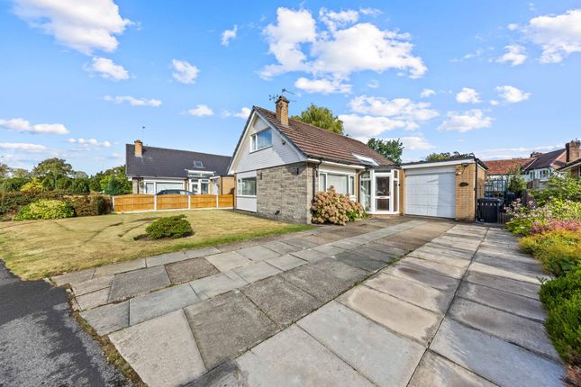 Clifton Avenue, Culcheth, WA3 3 bed detached house for sale