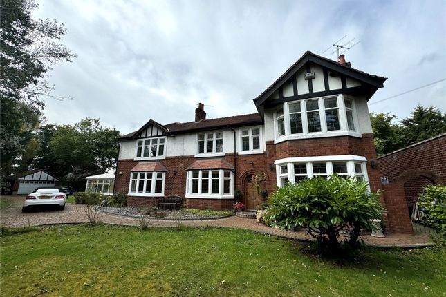 6 bedroom detached house for sale