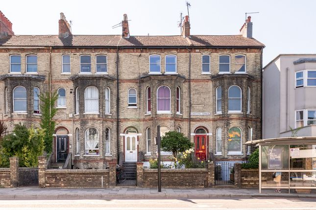 Brighton BN2 1 bed apartment for sale