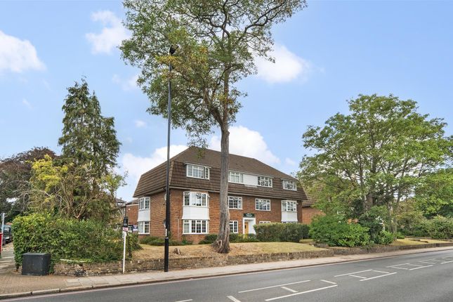 2 bedroom ground floor flat for sale