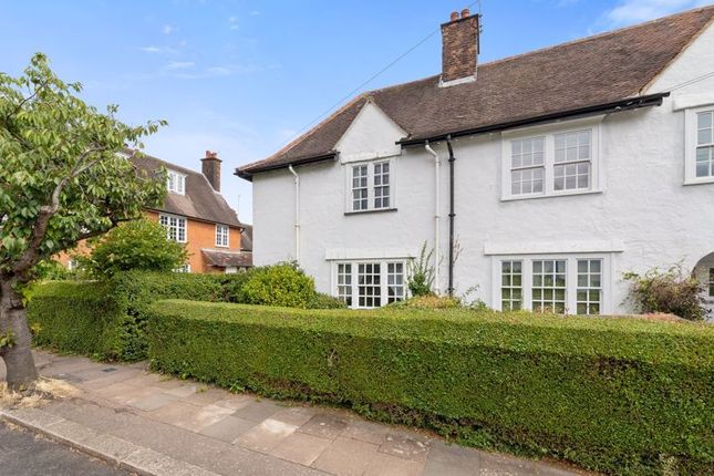 Willifield Way, Hampstead Garden Suburb 2 bed terraced house for sale