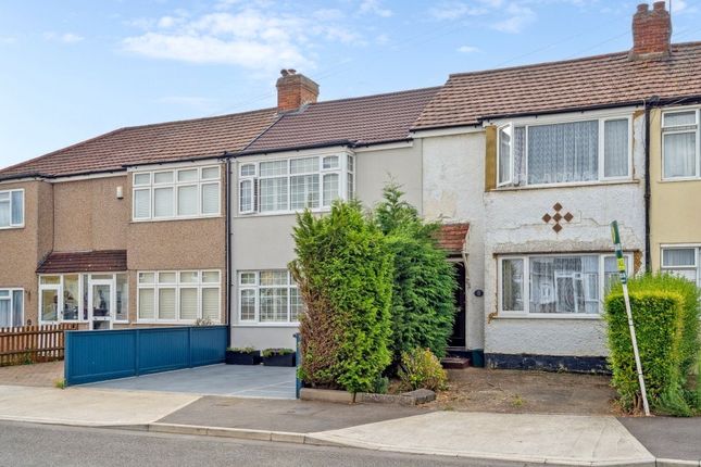 Oakleigh Road, Hillingdon, UB10 3 bed property for sale