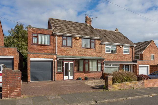 Windsor Gardens, Bedlington NE22 4 bed semi