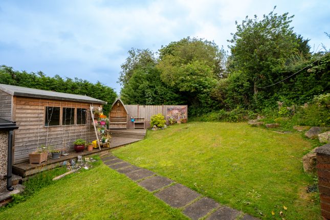 Leeds LS15 2 bed detached bungalow for sale