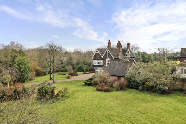 6 bedroom detached house for sale