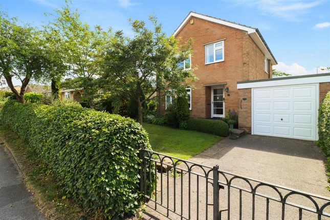 Newbold Back Lane, Chesterfield S40 3 bed detached house for sale
