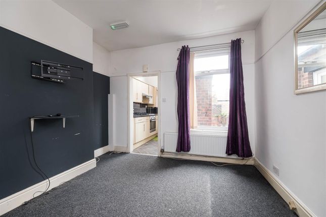 Cobden View Road, Crookes S10 2 bed end of terrace house for sale