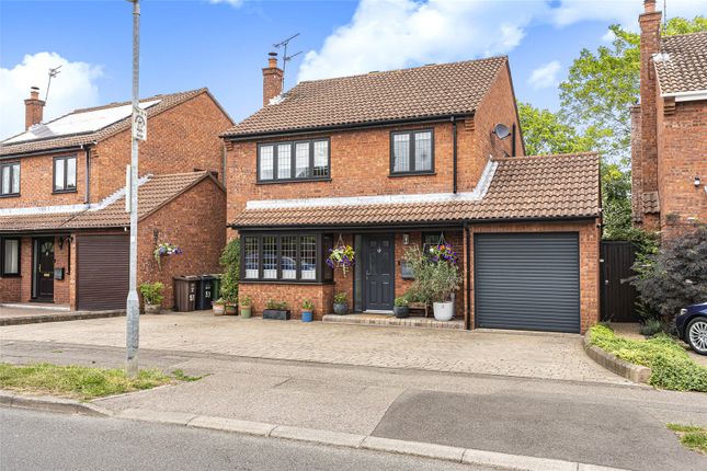 4 bed detached house
