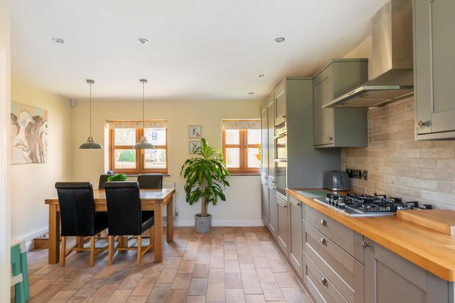 Old Gloucester Road, Frenchay 4 bed semi