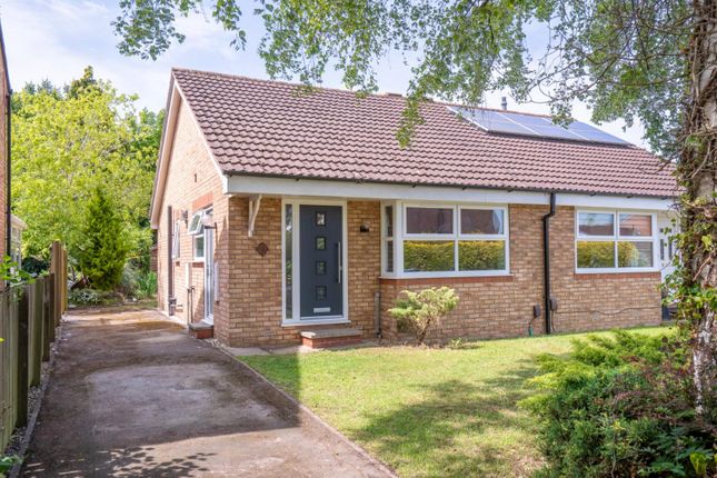2 bedroom semi-detached bungalow for sale