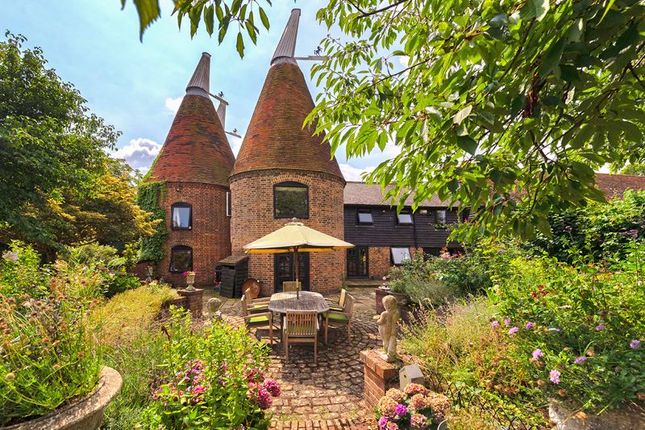 Crook Road, Brenchley TN12 5 bed detached house for sale