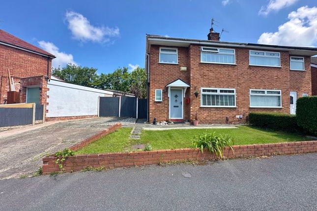 3 bedroom semi-detached house for sale