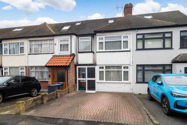 Garth Close, Morden SM4 3 bed terraced house for sale